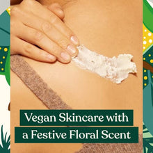 Load image into Gallery viewer, The Body Shop Kindness &amp; Pears Essentials Gift Set, Festive Skincare Treats, Vegan, Pear, Fruity, 4 Items
