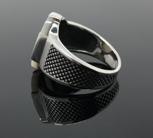 Load image into Gallery viewer, KAR 925K Stamped Sterling Silver Mother of Pearl Elegant Men's Ring K41V (11)
